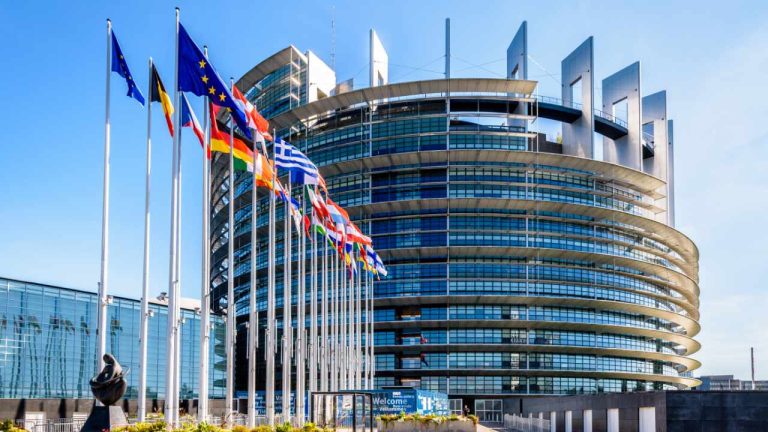 EU Lawmakers Pass Measure to Set €1,000 Limit on Unidentified Crypto Transactions – Regulation Bitcoin News