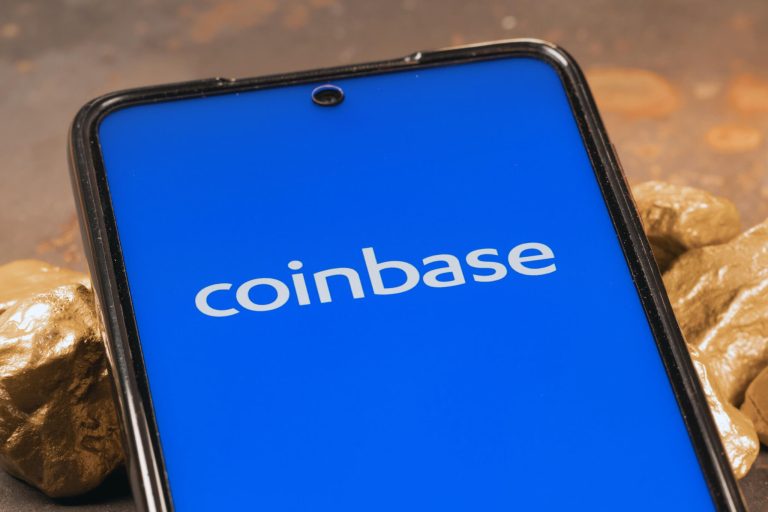 Coinbase Loses Retail Crypto Traders to Robinhood, Mizuho Reports