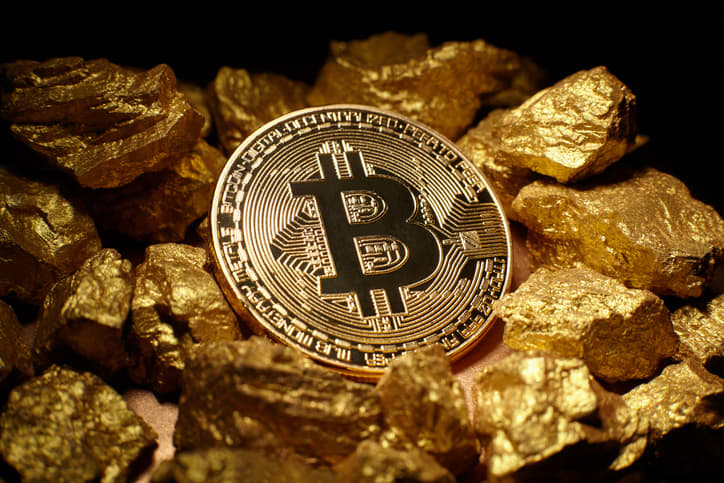 Warning: Investing in Crypto Instead of Gold Could Prove Costly