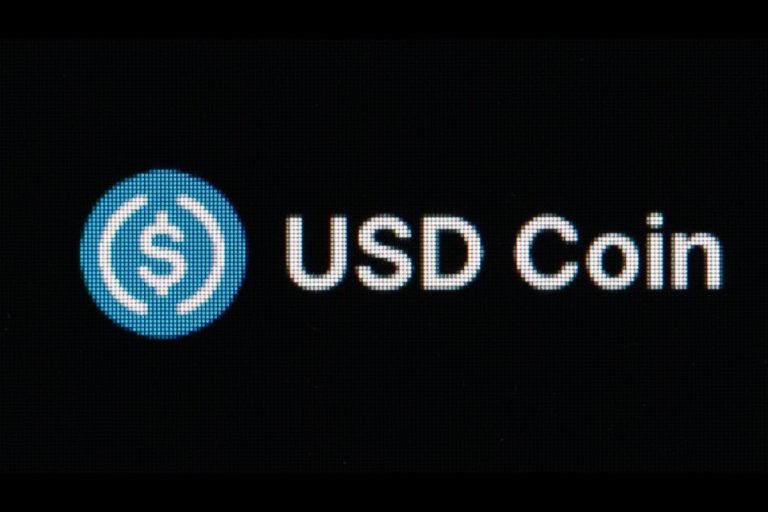 USDC Adoption Outside US Reaches 70%