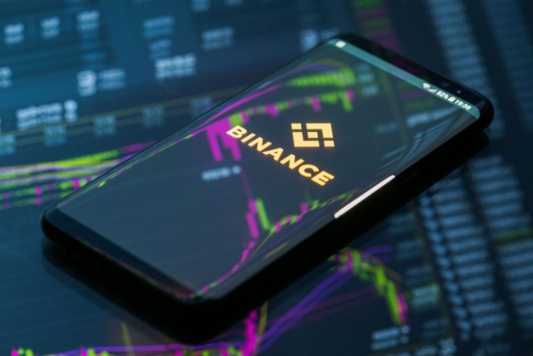 Binance CEO’s $1 Billion Rescue Plan Fails, NuggetRush and Render Continue Delivery